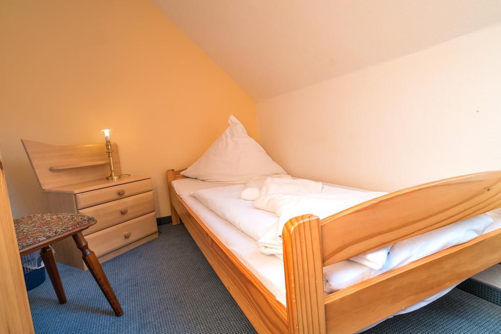 מיירסבורג Hotel Zum Lieben Augustin חדר תמונה